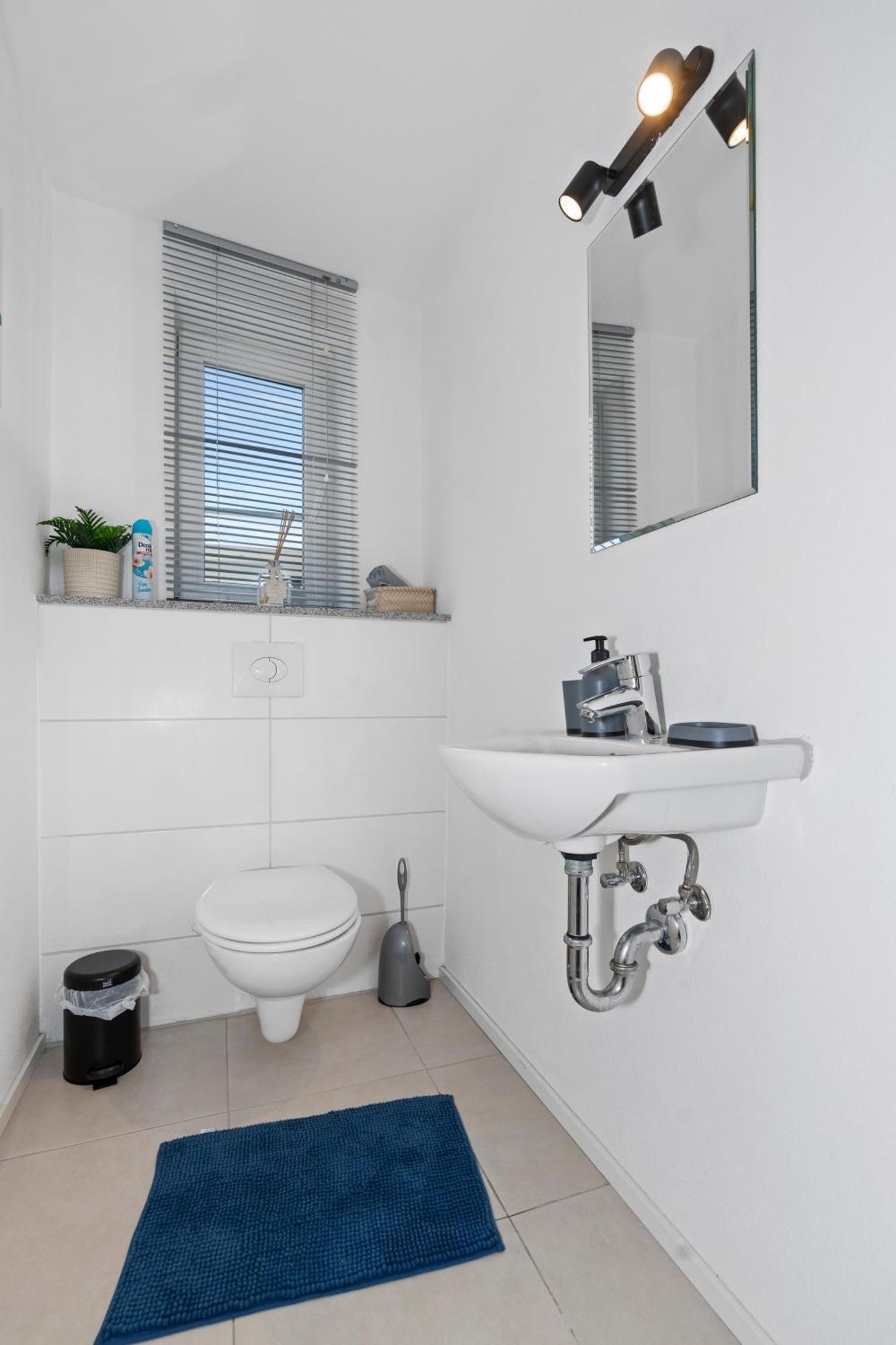 Seeschilf Apartments In Friedrichshafen Room photo